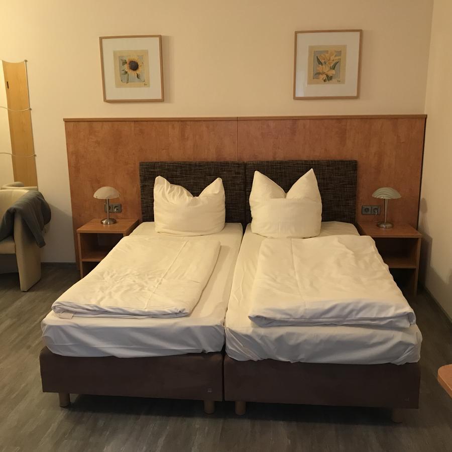Apartment-Pension Schwalbennest Herzogenaurach Eksteriør billede